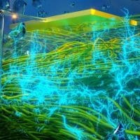 CIENTISTAS DESCOBRIRAM COMO GERAR ELETRICIDADE A PARTIR DA UMIDADE DO AR